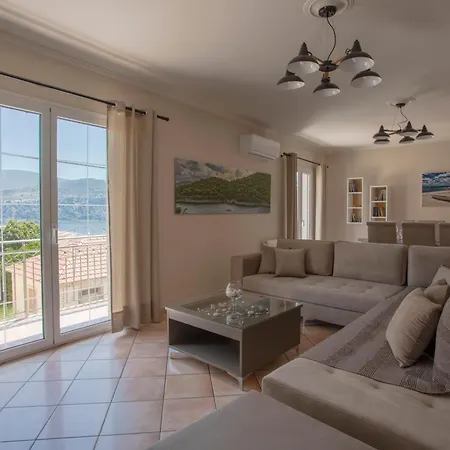 Dina Apartments Argostoli Exterior photo