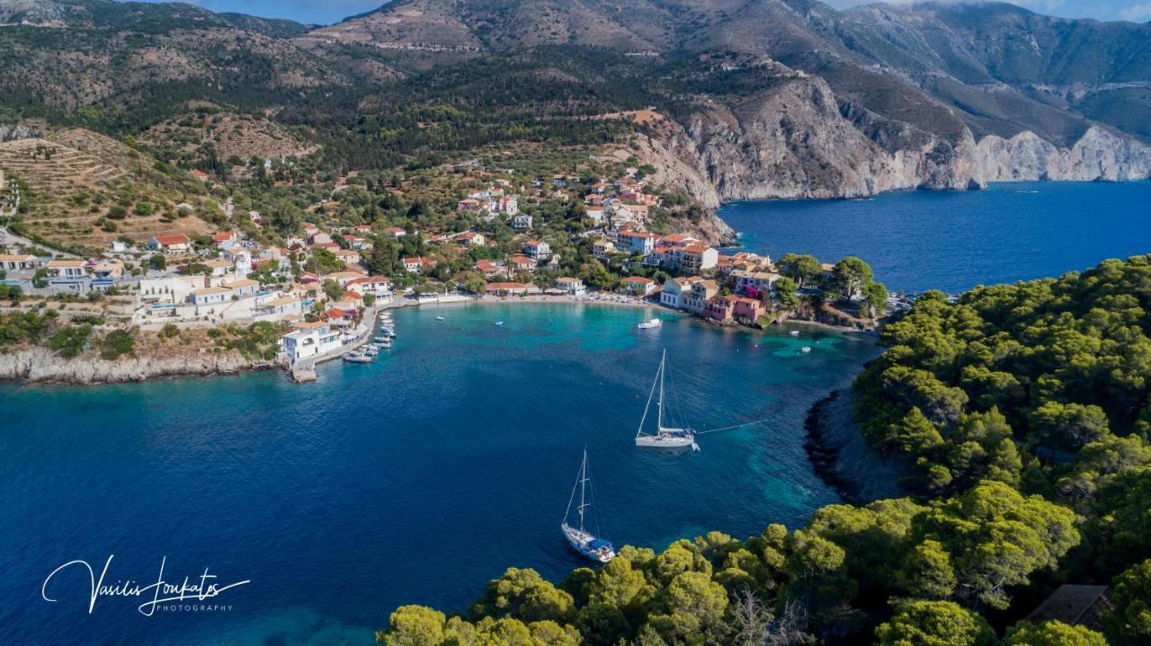 Dina * Argostoli (Kefalonia)