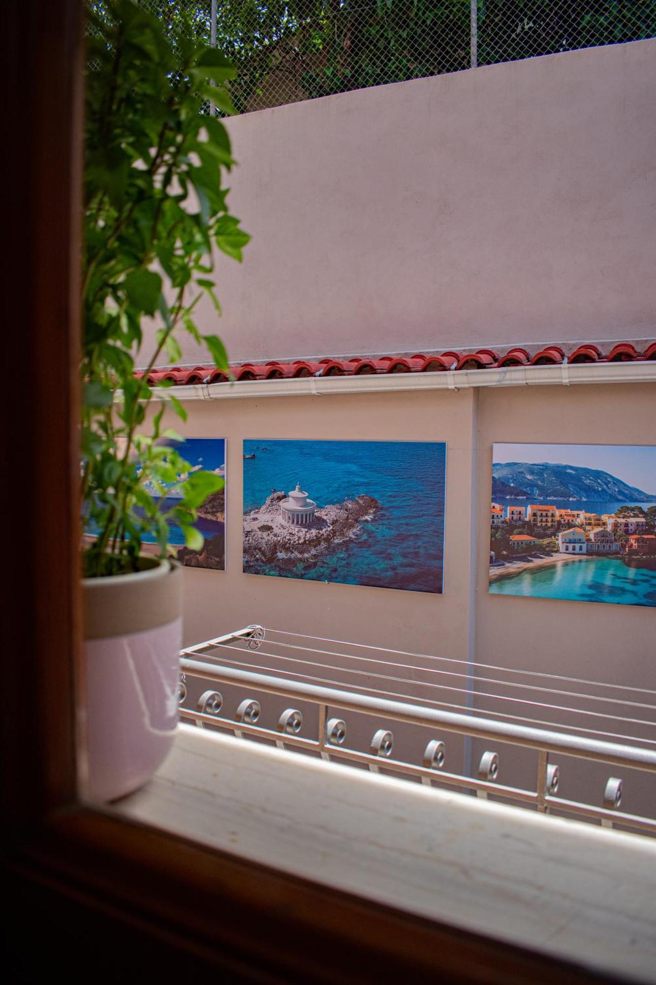 Dina Argostoli (Kefalonia)